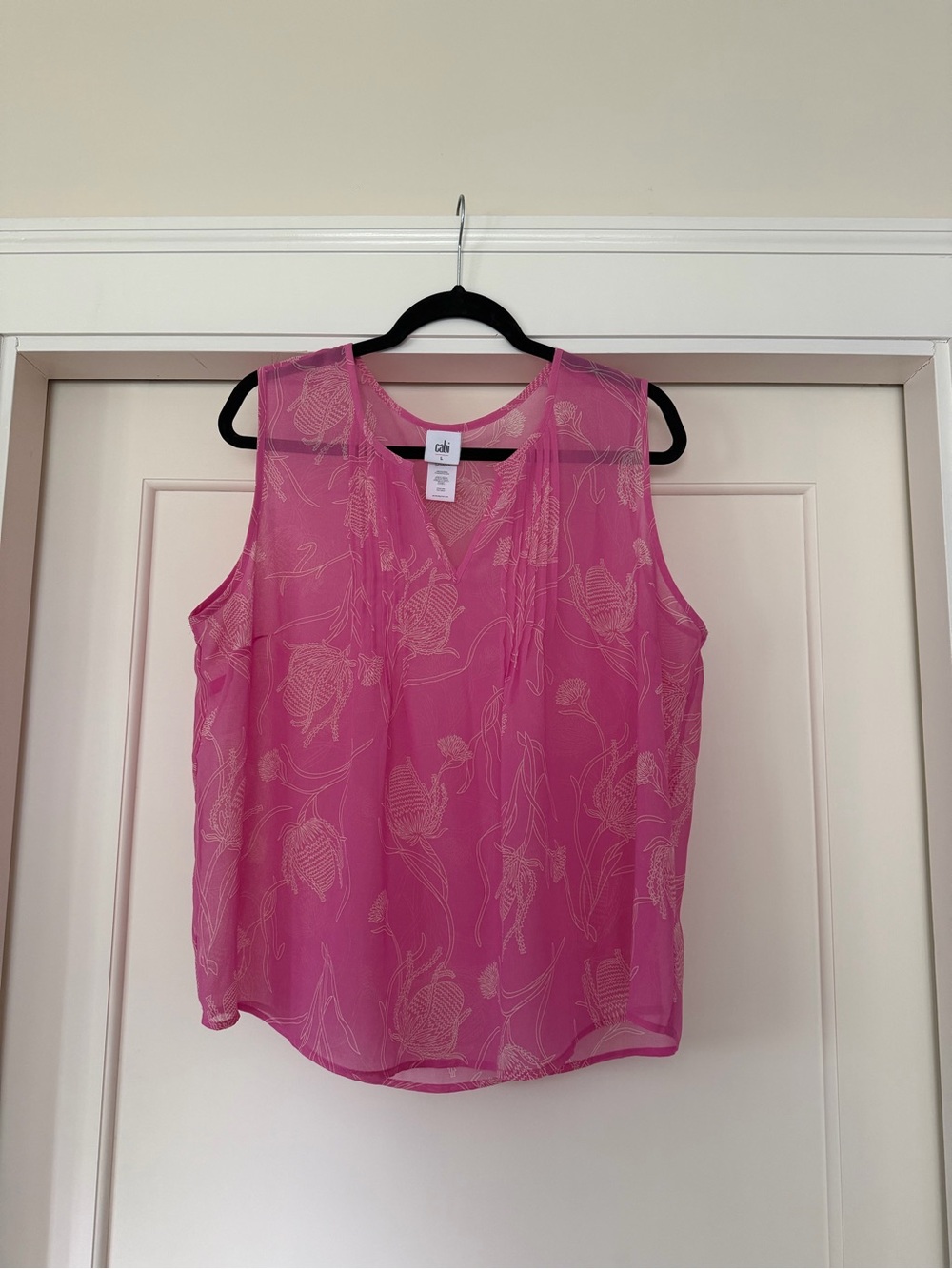 Cabi Pink Cream Botanical Print Sheer Sleeveless V-Neck Blouse Size L Style 6526